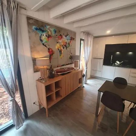 New Fully Equipped Modern In Lac Villa *